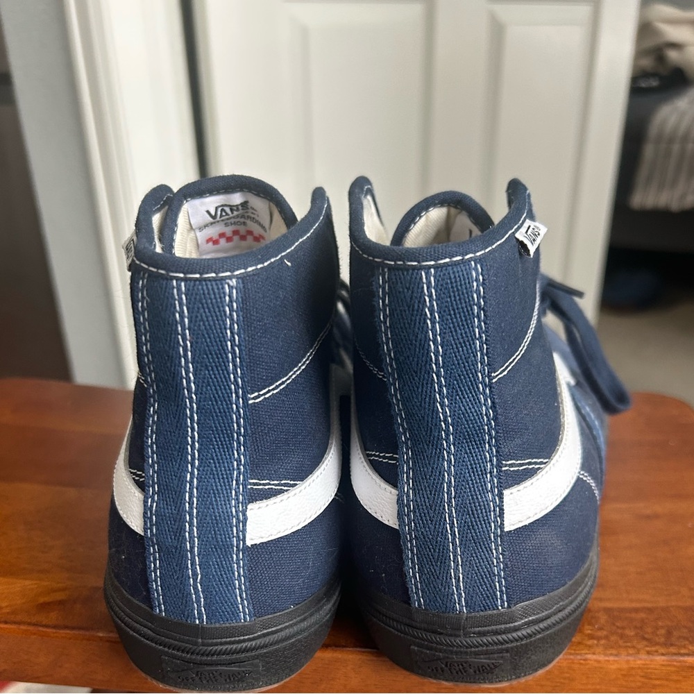 VANS GILBERT CROCKETT 10.5 - Picture 2 of 4